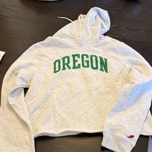 Univ. of Oregon Women's cropped  Gray Hoodie Sweatshirt large, Go Ducks!